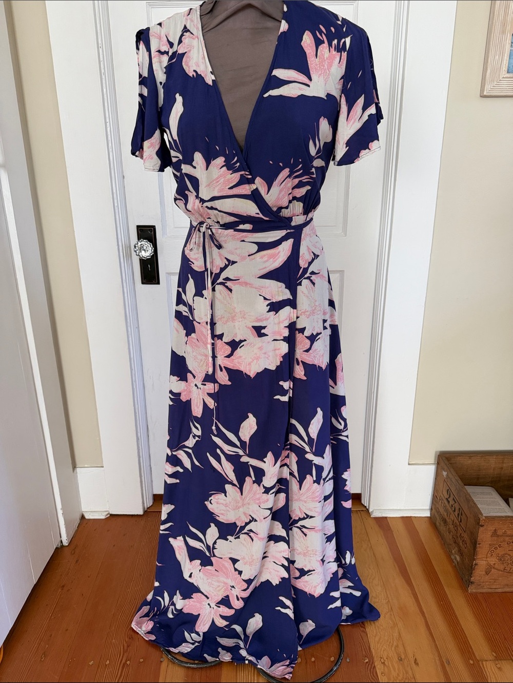 Lulus‎ Blue Floral Short Sleeve Maci Wrap Dress Small